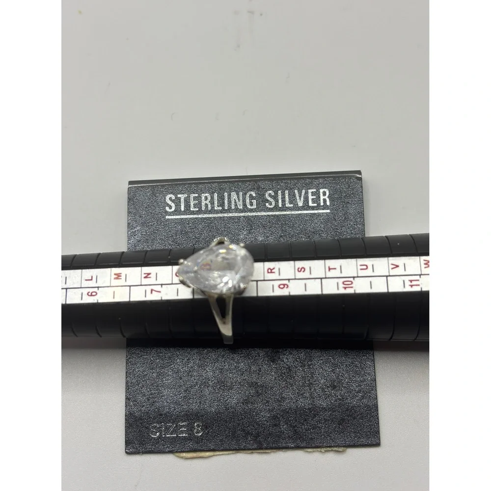 Unbranded Sterling Silver Ring Womens Size 8 Silver Pear Cut Cubic Zirconia
